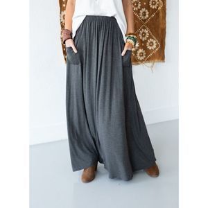 Perfect Pocketed Maxi Skirt